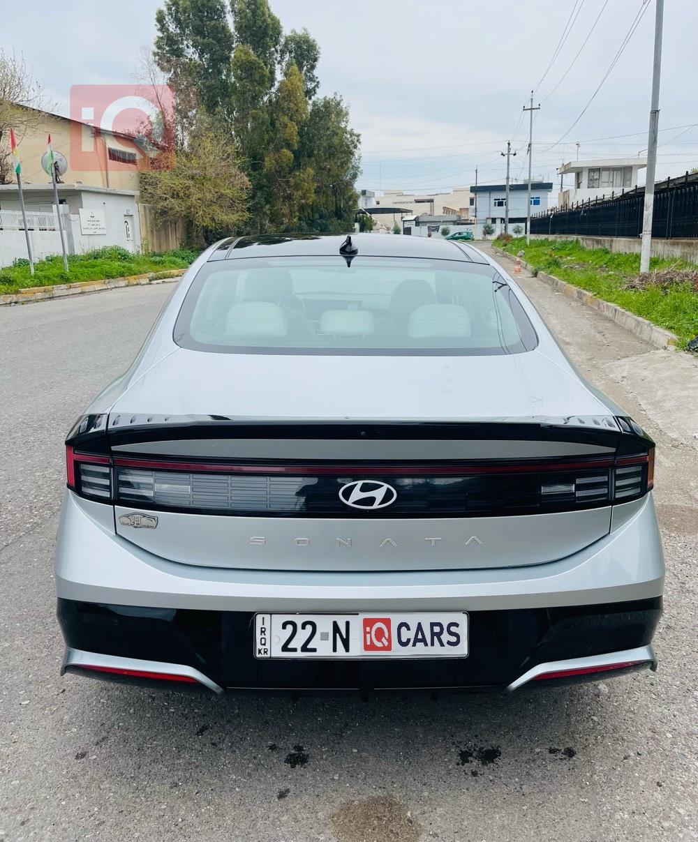 هیۆندای سۆناتا